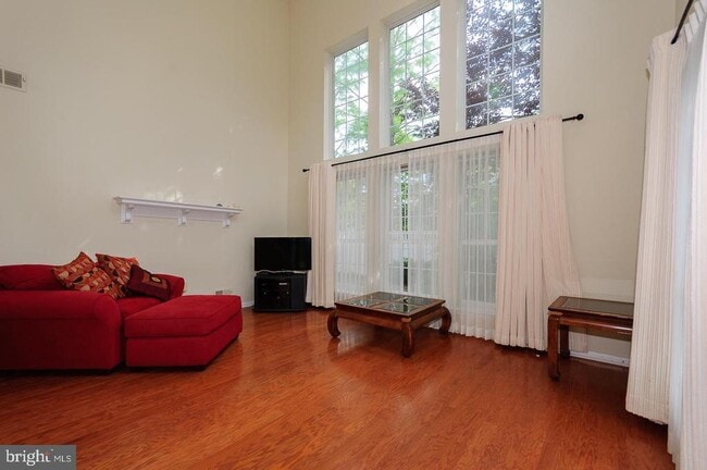 Foto del edificio - 109 Deer Run Ct