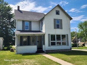 Building Photo - 1602 S Highland Ave