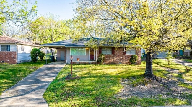 Building Photo - 9720 Brooks Ln