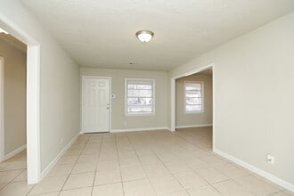 Building Photo - 11914 Meadowpass St