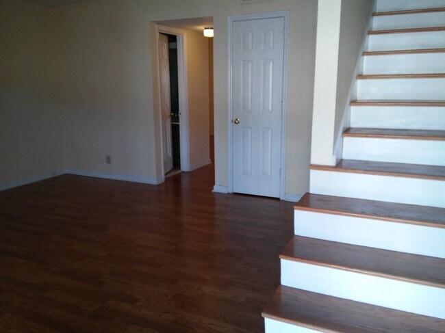 Photo - 2121 Acklen ave, #6 Townhome