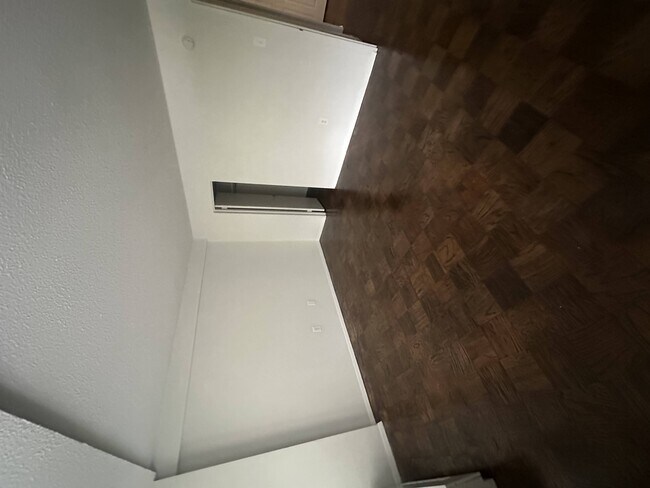 Interior Photo - Calvert House Apartments