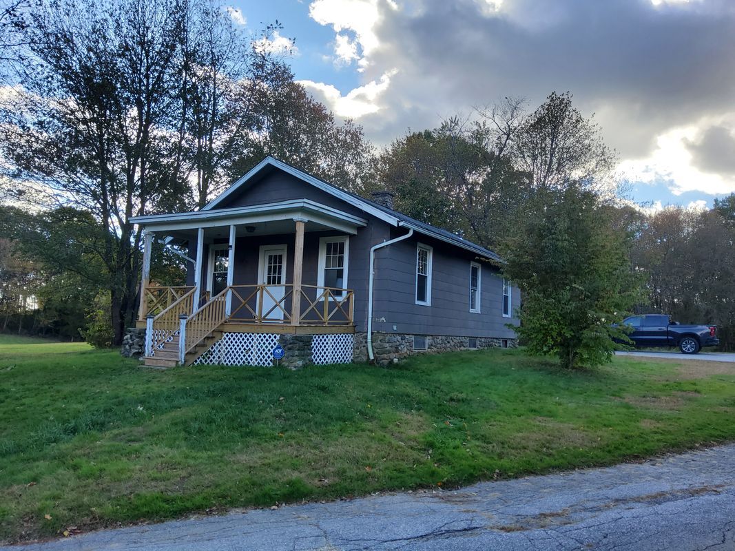 Foto del edificio - 431 Chestnut Hill Ave