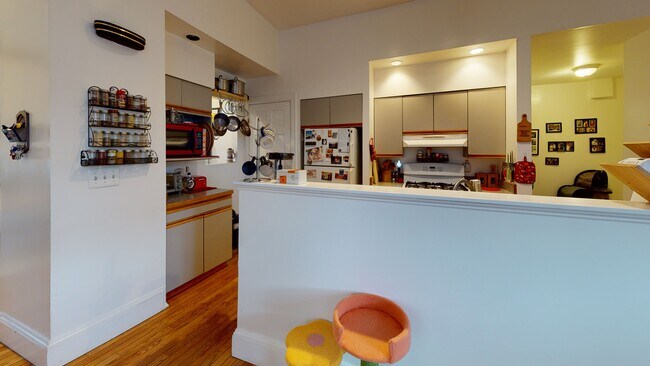 Foto del edificio - 96 Sheridan St
