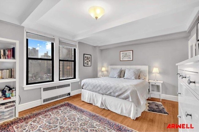 Building Photo - 430 East 86th Street