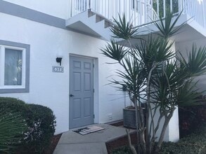 Building Photo - 625 Ocean Park Ln