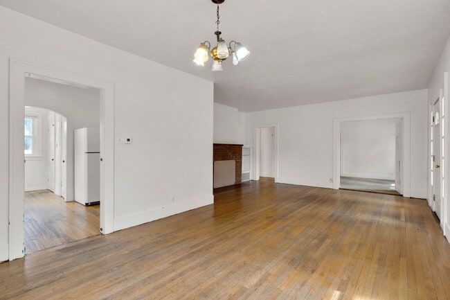 Building Photo - 1215 16th St