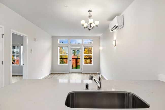 Building Photo - Ward Lake Apartments