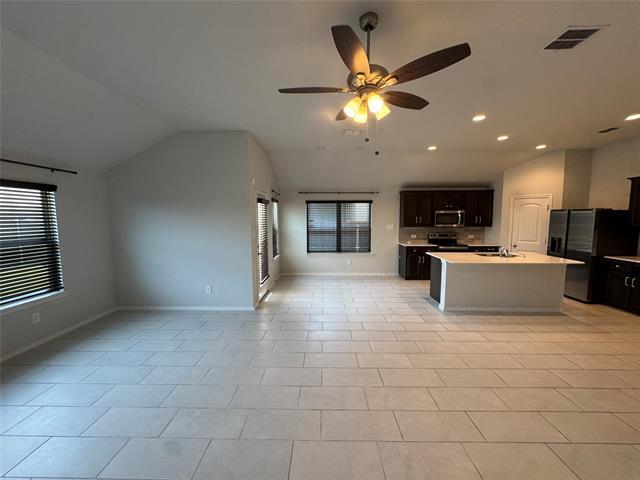 Foto del edificio - 3453 Montego Bay Ln