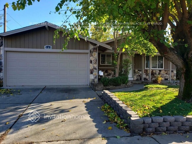 Building Photo - 231 N West St