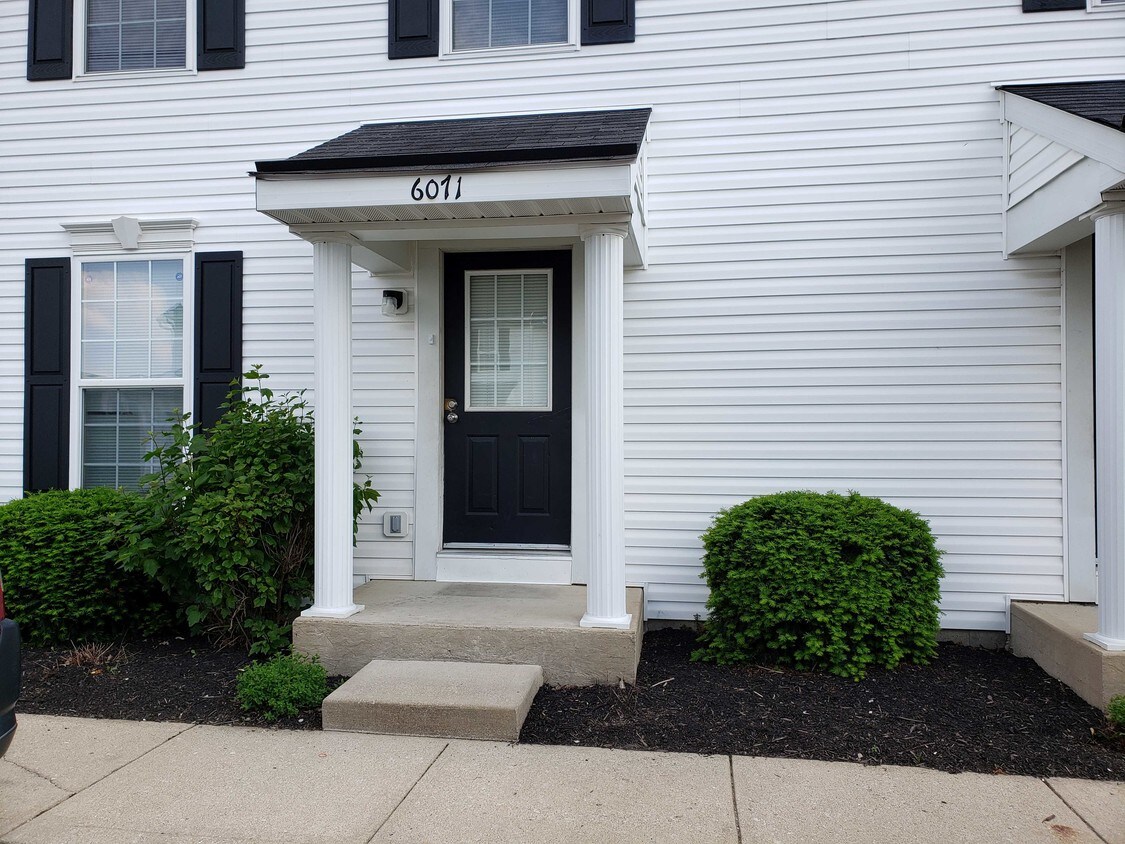 Primary Photo - 6071 Brice Park Dr