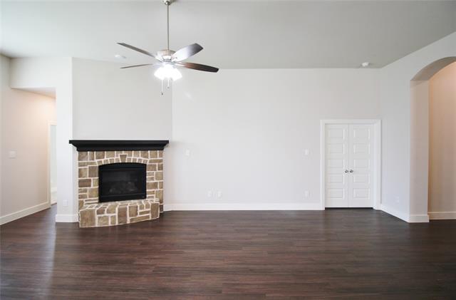Building Photo - 1665 Sheldon Dr