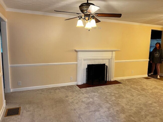 Foto del edificio - Maryville 37803 - Upstairs only - 4 beds &...