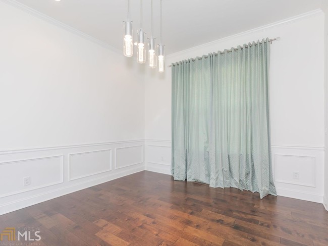 Foto del edificio - 6310 Westfall Parkway