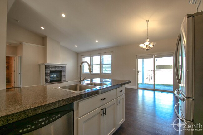 Foto del edificio - 10800 NE 104th Cir