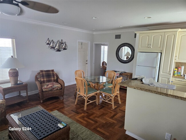 Building Photo - 108.5 Commercial Blvd