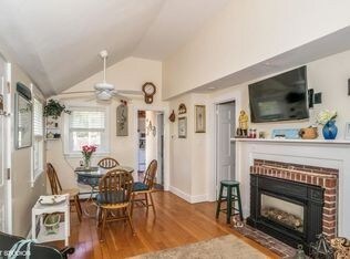 Building Photo - 19 Norris St, Hyannis, MA 02601
