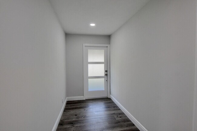 Foto del edificio - 126 NW 3rd Ct