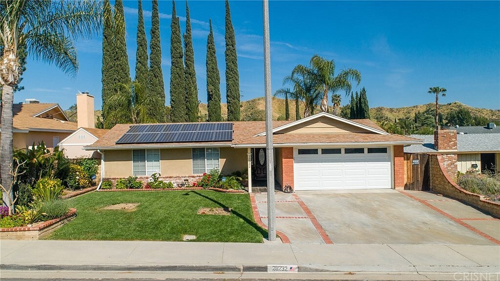 Foto principal - 28232 Newbird Dr