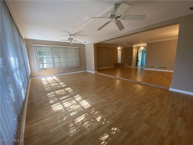 Foto del edificio - 4329 Palm Tree Blvd