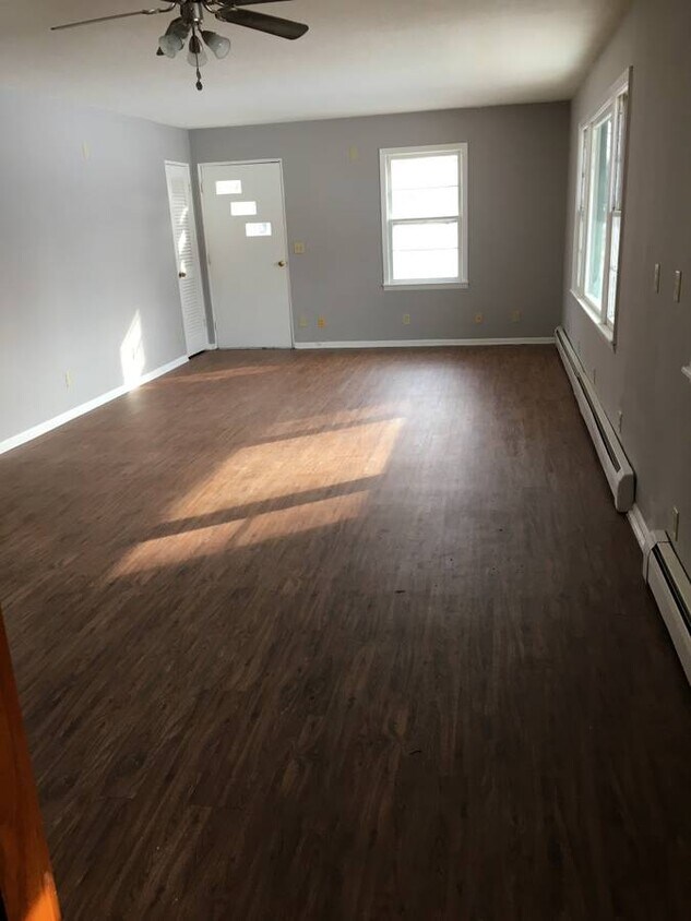 Living Room - 604 White St SW