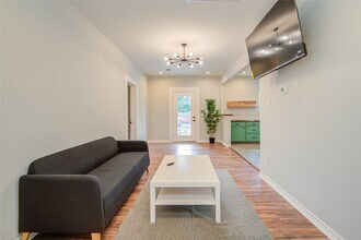 Building Photo - 2712 Link Rd