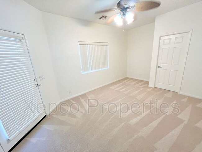 Building Photo - 79825 Bethpage Ave