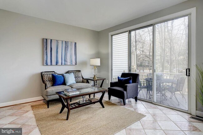 Building Photo - 11516 Waterhaven Ct