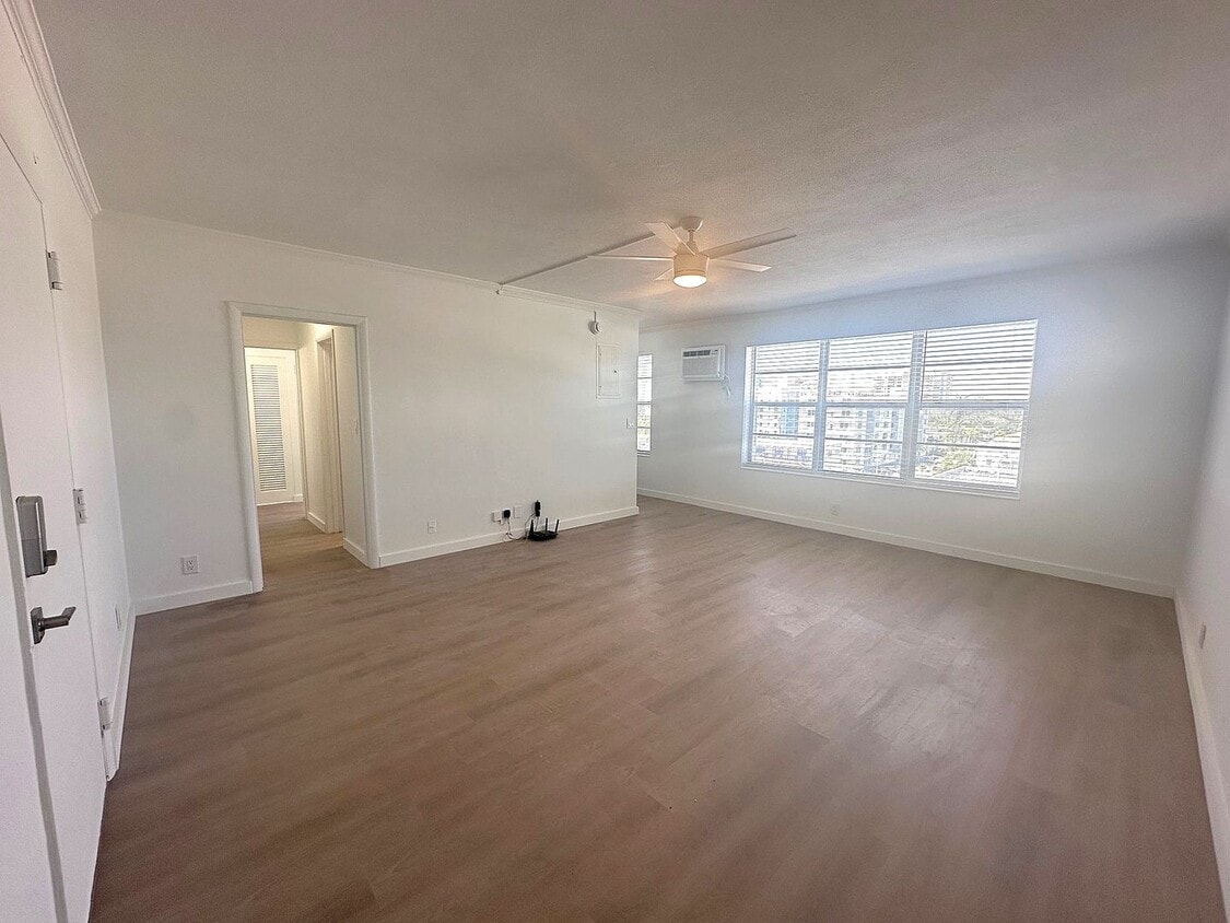 Updated 1 Bedroom 1 Bath Condo - Steps from Fort Lauderdale Beach! - Updated 1 Bedroom 1 Bath Condo - Steps from Fort Lauderdale Beach!