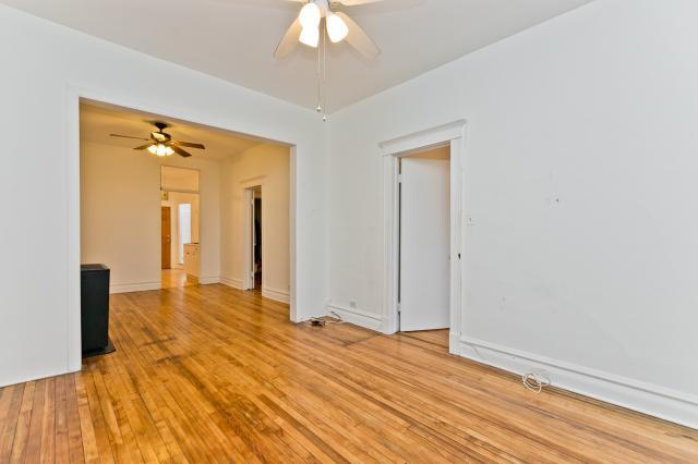 Building Photo - 2 bedroom in Chicago IL 60608