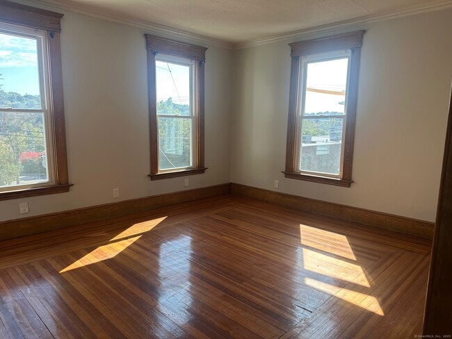 Foto del edificio - 28 E Pearl St