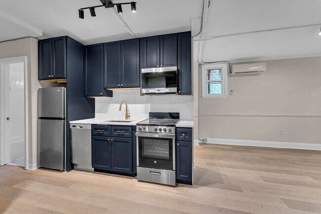 Foto del edificio - 300 E 30th St