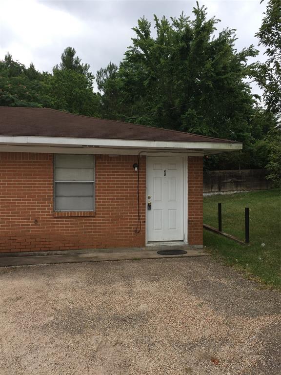 Foto principal - 2809 Sam Houston Ave