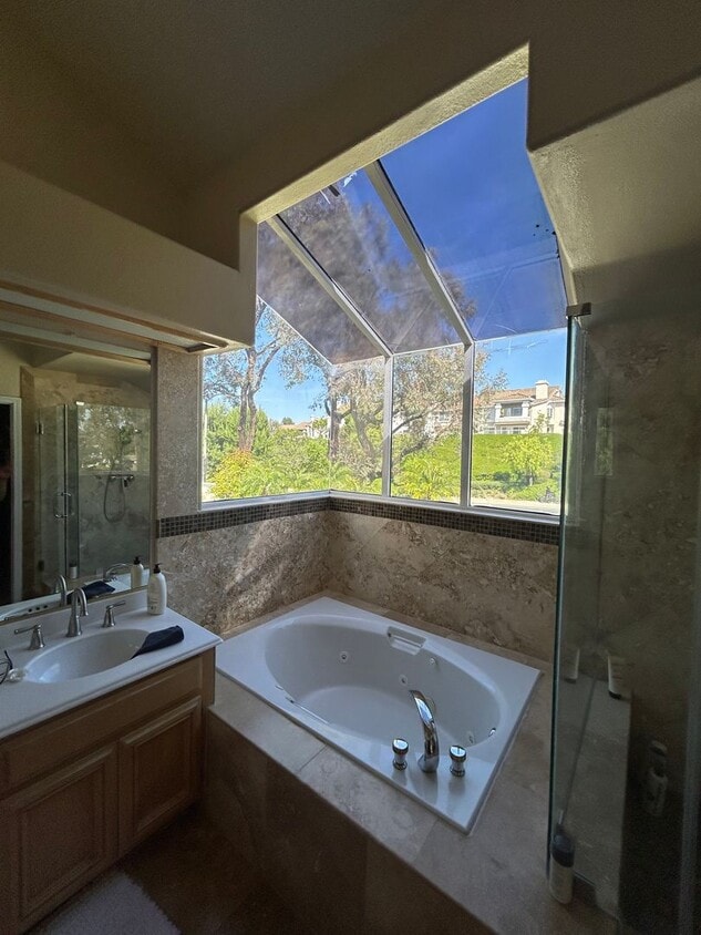 Photo - 1046 Mountcrest Ct, Anaheim, CA 92808