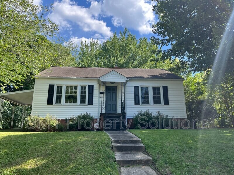 Primary Photo - 1006 Julian Street