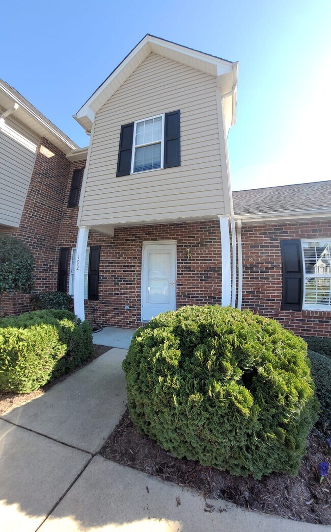 Foto del edificio - 2240 15th Ave NE