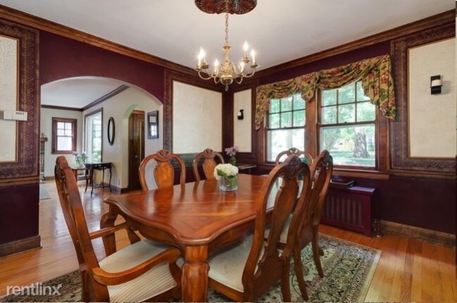 Foto del edificio - 4127 Wolf Rd