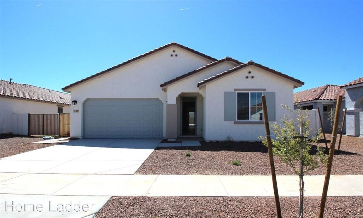 Primary Photo - 5 br, 3 bath House - 1127 E Westwood Dr