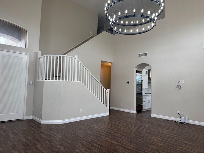 Building Photo - Luxury Scottsdale Rental with Chef’s Kitchen & 3-Car Garage