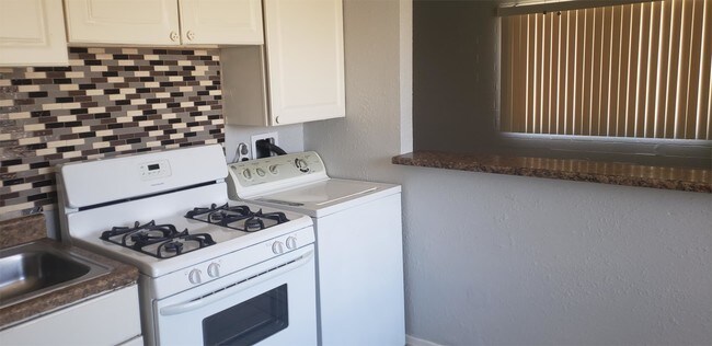 Foto del edificio - 6440 S 22nd St