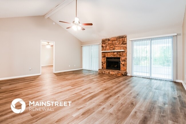 Building Photo - 12845 Julington Forest Dr E