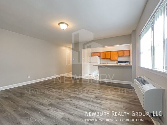 Foto del edificio - Port Vue Living: Modern Elegance in Our Mo...