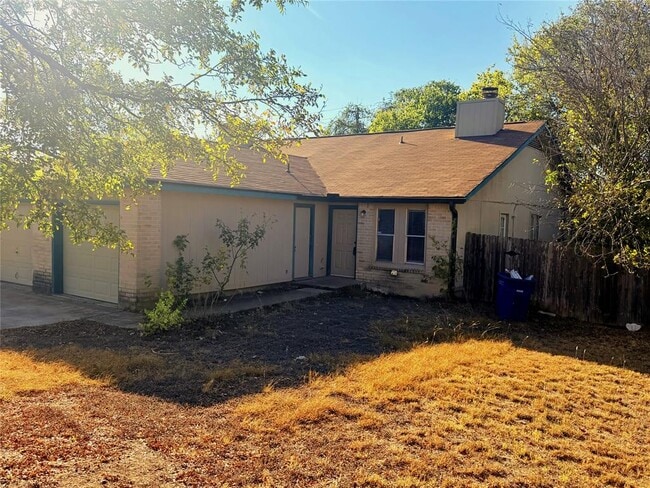 Building Photo - 12800 Tomanet Trail