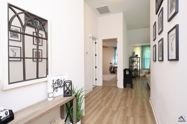 Building Photo - 110 Gwendolyn Ave