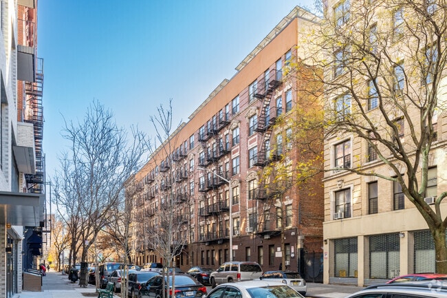 Malcolm X Apartments