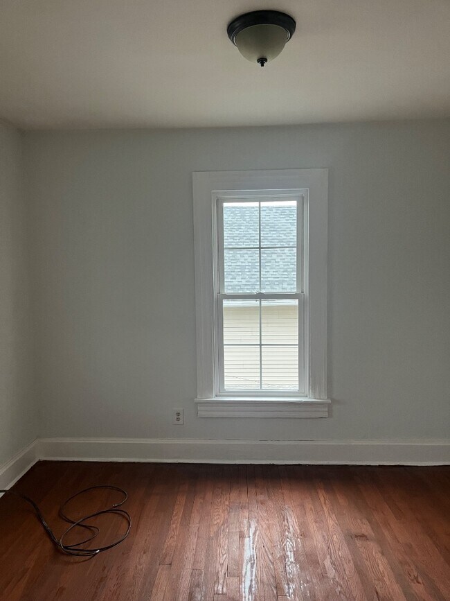 Foto del edificio - 1309 W 2nd St