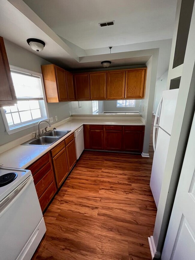 Foto del edificio - 151 Cove Landing Dr