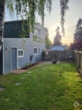 Building Photo - 802 9th St SW