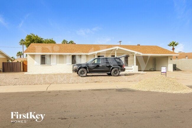 Building Photo - 7646 N 37th Ave