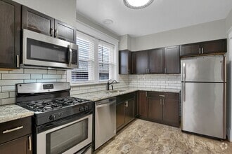 Building Photo - 7725 Brookline Terrace